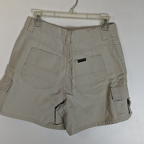 *. Shorts - Picture 3 of 11